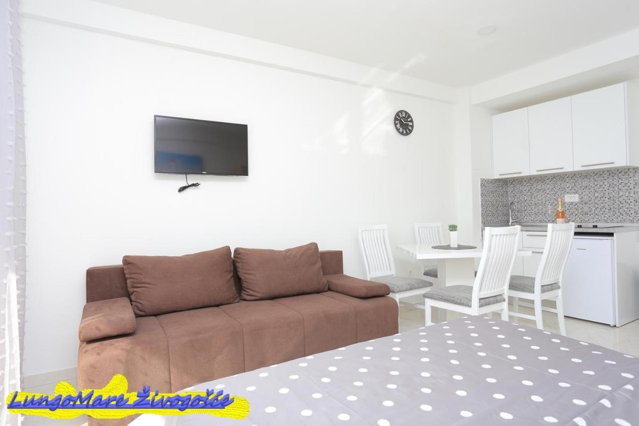 Apartmants Villa Lungo Mare Živogošće Exteriér fotografie