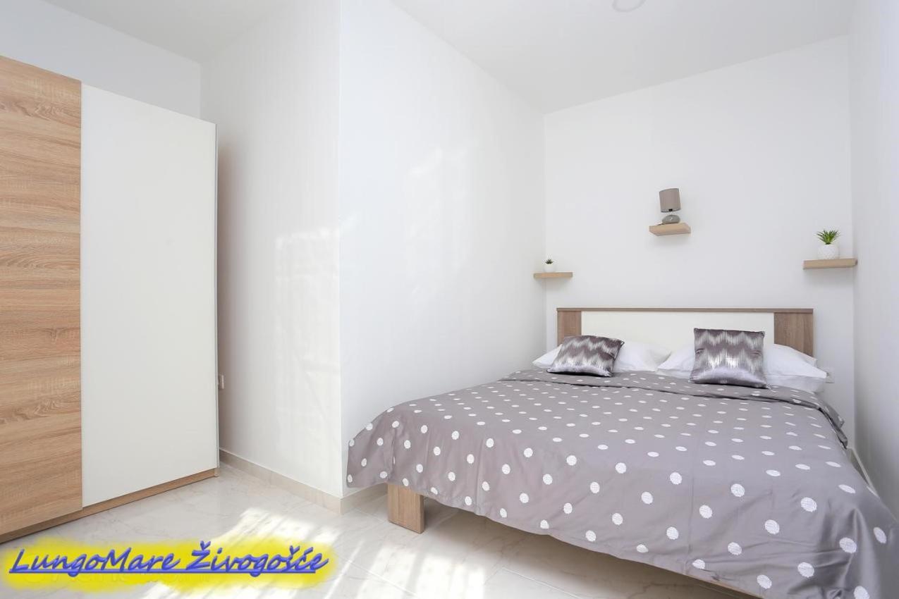 Apartmants Villa Lungo Mare Živogošće Exteriér fotografie