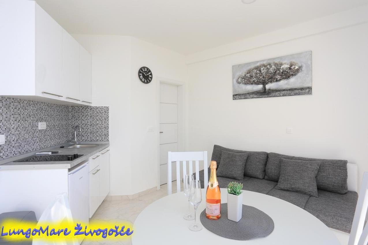 Apartmants Villa Lungo Mare Živogošće Exteriér fotografie